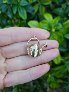 0563: Vintage: 9ct Gold Charm/Pendant in the form of a jug- Date Mark- 1973