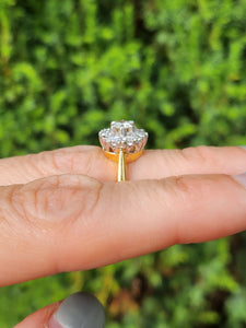 1697:Vintage: 18ct Gold VS Clarity Natural Diamonds (0.91ct) Flowerhead Ring- very special