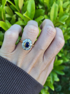 9056: Vintage Old: 18ct Gold French Blue Sapphire Diamonds Cluster Ring