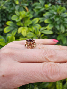 0938: Vintage: 9ct Gold Rich Red Garnets Floral Custer Ring- Pre-1975- Flower power