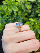 Load image into Gallery viewer, 0742: Vintage: 9ct Gold Swiss Blue Topaz Statement Ring- Date-Mark 1968
