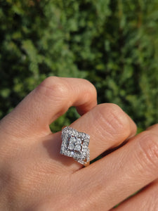2311: Vintage 9ct Gold Natural Diamonds Geometric Set Ring
