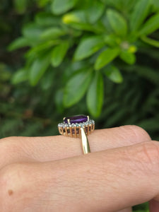 1917: Vintage: 9ct Gold purple Amethyst 22 Diamonds Halo Ring- Sparkling beauty
