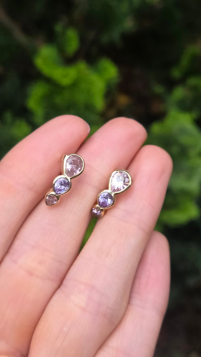 2448- Vintage 9ct Gold pear Cut Pink & Blue Topaz Stud Earrings