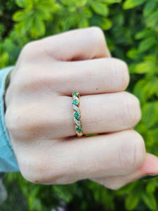 0251: Vintage: 9ct Gold Emeralds Diamonds Half-Eternity/ Stacker Ring- Classic