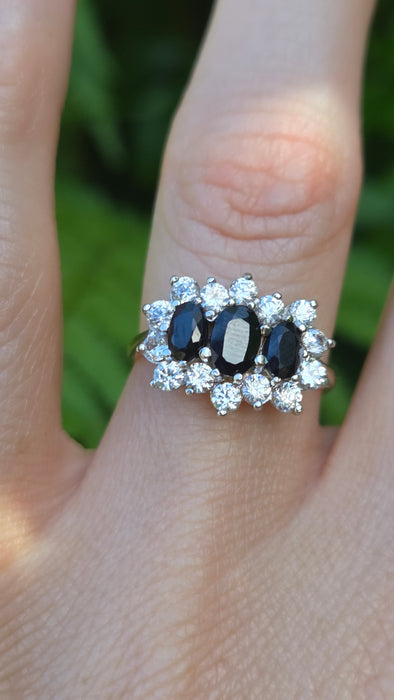 Vintage: 9ct Yellow Gold Sapphire & Simulated Diamond Cluster Ring