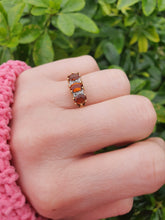 Load image into Gallery viewer, 7128: Antique/Vintage: 18ct Gold Vibrant Orange Citrines Diamonds Ring- superb quality.
