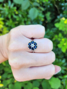 7631:Vintage Exceptional; 18ct White Gold French Blue Sapphires 7 Diamonds Flower Head Ring- beautiful sparkling symmetry