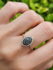 1389: Vintage: 9ct Gold Blue & White Diamonds Ring- 60 sparkling natural diamonds