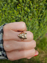 Load image into Gallery viewer, 1336: Vintage: 9ct Gold &quot;Theatrical Mask&quot; Ring- a fun conversation piece.
