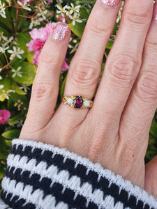 A7402 Vintage & Old 18ct Gold Mulberry Purple Amethyst Opals Dress Ring- lovely combination