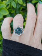 Load image into Gallery viewer, 0710: Vintage: 9ct Gold Blue &amp; White Diamonds Flower Head Ring-86 natural, sparkling stones
