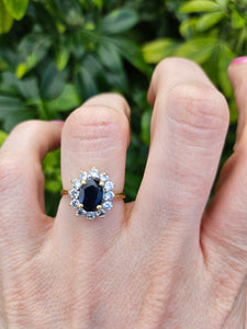 0752: Vintage: 18ct Gold French Blue Sapphire 12 Diamonds Diana Style Cluster Ring- Luscious