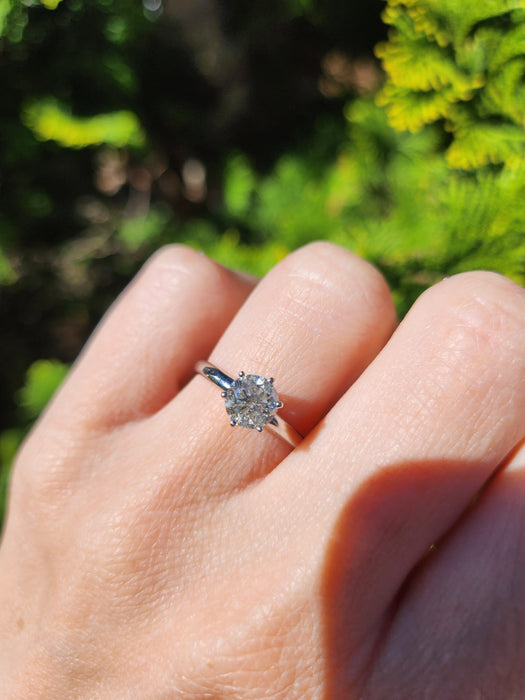 6516 Vintage: 14ct White Gold 0.95ct Diamond Solitaire Ring