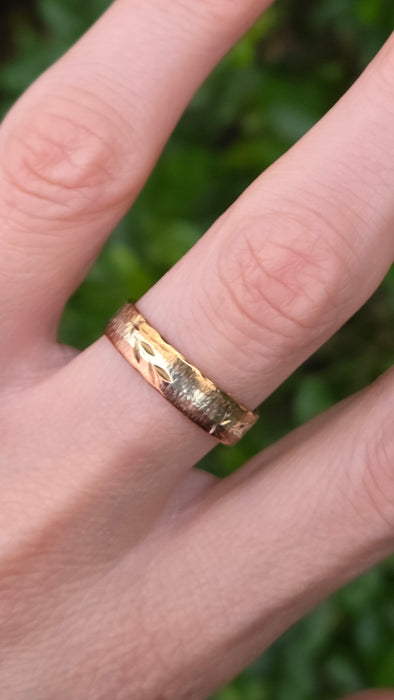 Vintage: 9ct Three-Colour Gold Russian-Inspired Wedding Band — From 1993