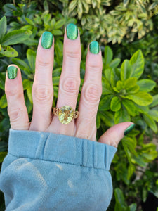 0484: Vintage: 9ct Gold Large Oval Peridot Cocktail Ring