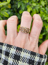 Load image into Gallery viewer, 0827: Vintage: 9ct Gold 17 Champagne Diamonds Geometric Cluster Ring- Lush
