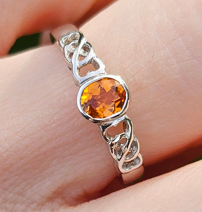 1321: Vintage: 9ct White Gold Orange Citrine&nbsp; Openwork Shank Ring- delightful