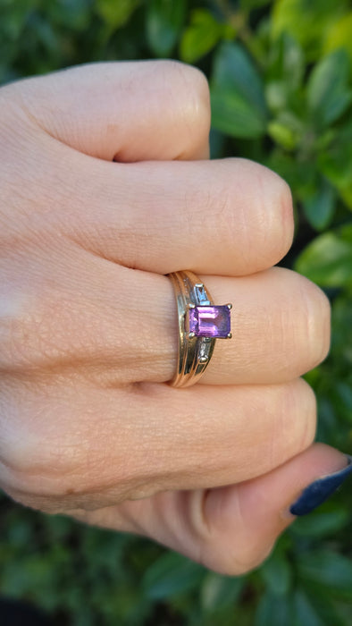 6452: Vintage; 9ct Gold Emerald Cut Lilac Amethyst Diamonds 3-Stone Ring