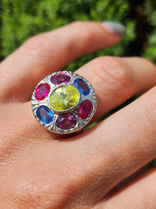 1699: Vintage: 9ct Rose & White Gold Multi-Gem Cocktail Ring -Statement eye candy