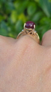 Vintage: 9ct Gold  Rare Purple Star Sapphire Natural Diamonds Cocktail Ring