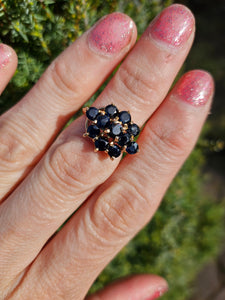 1527: Vintage: 9ct Australian Blue Sapphire Cluster Ring- From 1979