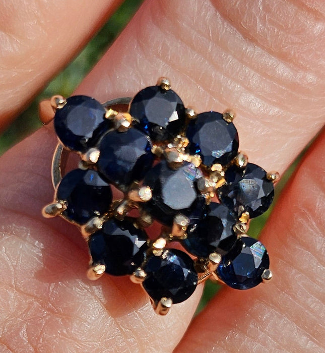 6364: Vintage: 9ct Australian Blue Sapphire Cluster Ring- From 1979