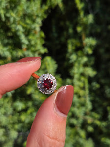 6162: Vintage: 18ct Gold Platinum Garnet Diamonds Target Ring- a fine example