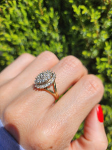 1751: Vintage: 9ct Gold 38 Diamonds (Baguette &  Round Cut) - natural, sparkling beauty