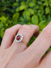 Load image into Gallery viewer, 0770: Vintage 18ct Gold Ruby 10 Diamonds Flower Head Ring- exquisite
