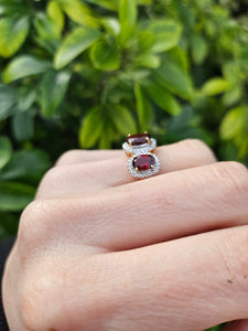 1317: Vintage: 9ct Gold Garnets Diamonds Trilogy Ring- Statement piece