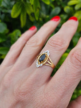 Cargar imagen en el visor de la galería, 1058: Vintage: 9ct Gold Blue Sapphires Diamonds Dress Ring
