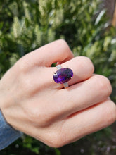 Load image into Gallery viewer, 1465: Vintage: 9ct Gold Oval Purple Amethyst 16 Diamonds Dress Ring- FAB
