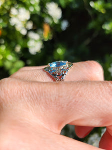1556: Vintage: 14ct White Gold Marquise Cut Blue Topaz Openwork Dress Ring