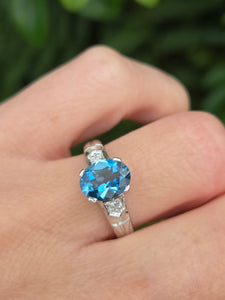 2060: Vintage; 9ct White Gold London Blue Topaz Diamonds Dress Ring