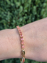 Load image into Gallery viewer, 2319: Vintage:: 18ct Gold Padparadscha 39&nbsp; Orange Sapphires (8.19ct) Tennis Bracelet- Exquisite
