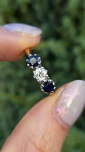Vintage: 18ct Gold Platinum French Blue Sapphires Round Full Cut Diamond Ring