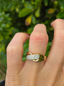 2083: Vintage; 9ct Gold 25 Natural Diamonds Crossover Ring- Excellent
