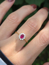 Cargar imagen en el visor de la galería, 1959: Vintage: 18ct Gold Pidgeon Blood Ruby Natural Diamonds (0.25ct) Cluster Ring- exudes quality
