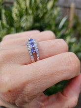 Cargar imagen en el visor de la galería, 1352: Vintage: 18ct Gold Vivid Tanzanites 26 Diamonds Dress Ring- exquisite, crisp, sparkling
