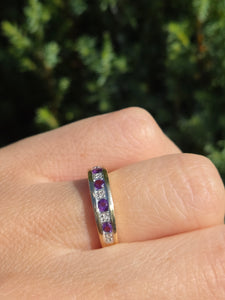 2134: Vintage: 9ct Gold 5 Amethysts 6 Diamonds Channel Set Stacker/Half Eternity Ring