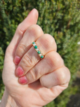 Cargar imagen en el visor de la galería, 0843: Vintage: 14ct Gold Turquoise Pearls Half-Eternity/ Stacker Ring
