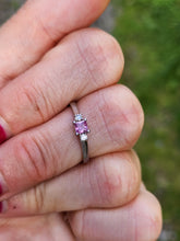 Cargar imagen en el visor de la galería, 2020: Vintage: Platinum Pink Sapphire Diamonds 3-Stone Straight Ring- Crisp, Clean, Eye candy
