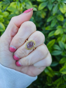 0255: Antique : 10ct Gold Pale Lilac Amethyst Dress Ring- mature stone, lovely hues