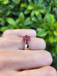 8217: Vintage: 9ct Gold 9 Rich Red Rubies Geometric Set Ring