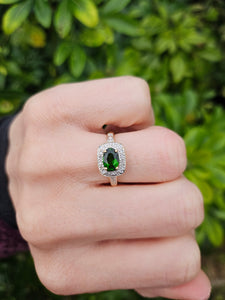 0413: Vintage: 14ct Gold Green Diopside 16 Diamonds Art Deco Style Dress Ring