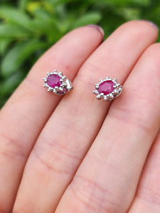 1998: Vintage: 9ct White Gold Ruby Diamond Stud Earrings- Pristine