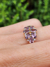 Cargar imagen en el visor de la galería, 1757:   Vintage; 9ct Gold Lilac Amethysts Diamonds Cluster Ring
