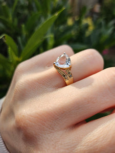 6007 Vintage: 9ct Gold Black Diamonds Glacier White Topaz  Cocktail Ring- eye candy