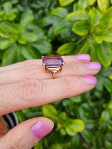 0824: Vintage: 9ct Gold Emerald Cut Purple Amethyst Cocktail Ring- a rare find